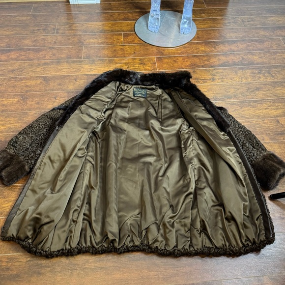Swakara Persian coat - Picture 8 of 8